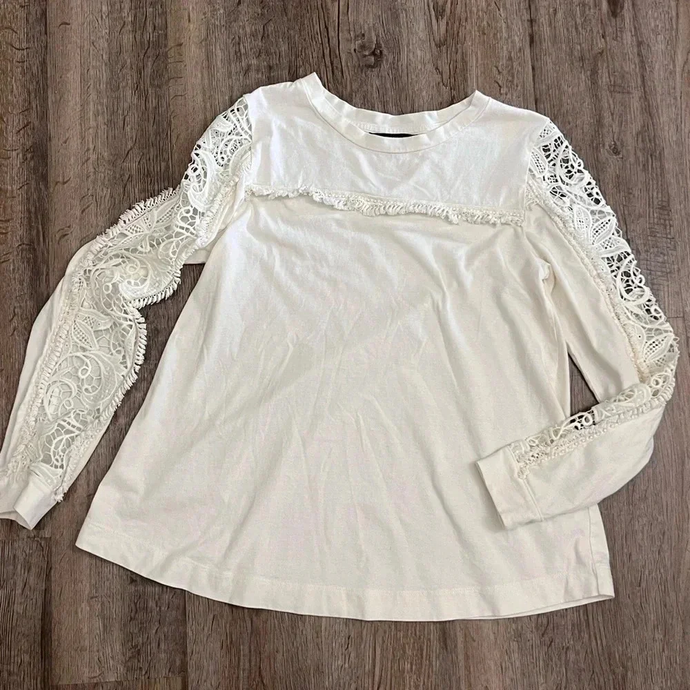 Banana Republic • Lace Accent Long Sleeve Blouse